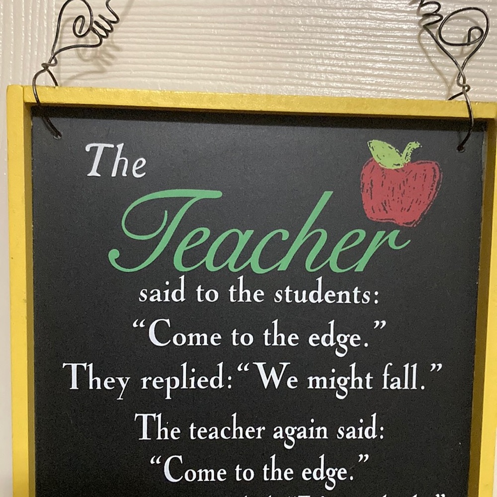 Teachers Make Kids “Fly” Wall Decor